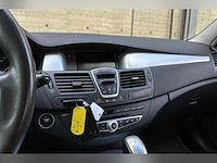 Renault laguna 2.0 16v t dynamique 170pk 2007 (origineel-nl), 75-xv-rg - afbeelding 27 van  51
