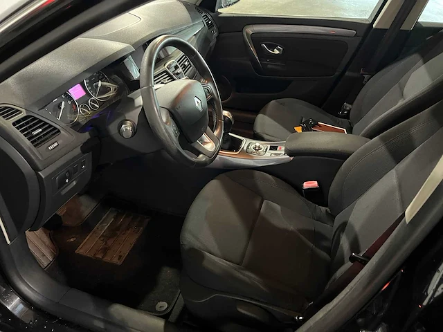 Renault laguna estate 2.0 16v celsium, 09-npx-4 - afbeelding 2 van  17