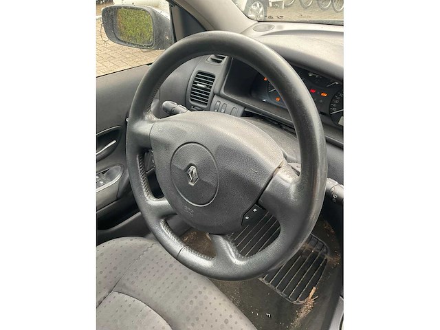 Renault laguna grand tour -automaat- 89-rd-gs - afbeelding 6 van  25