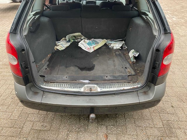 Renault laguna grand tour -automaat- 89-rd-gs - afbeelding 13 van  25
