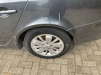 Renault laguna grand tour -automaat- 89-rd-gs - afbeelding 21 van  25