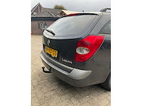 Renault laguna grand tour -automaat- 89-rd-gs - afbeelding 22 van  25