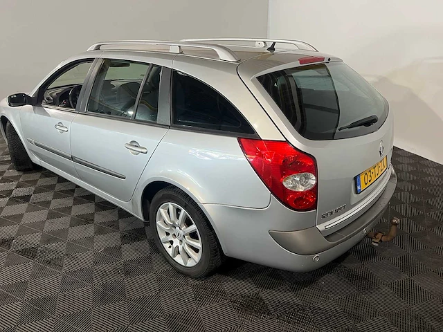 Renault laguna grand tour 2.0-16v tech line, 03-tj-zk - afbeelding 12 van  20