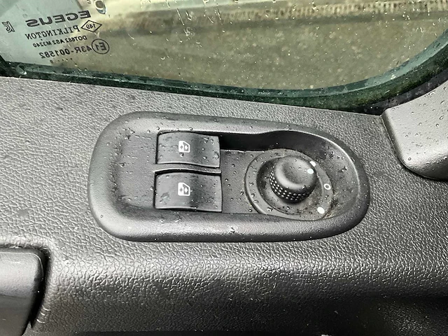 Renault master 2.3 koelwagen - bedrijfswagen (schade) - afbeelding 6 van  23