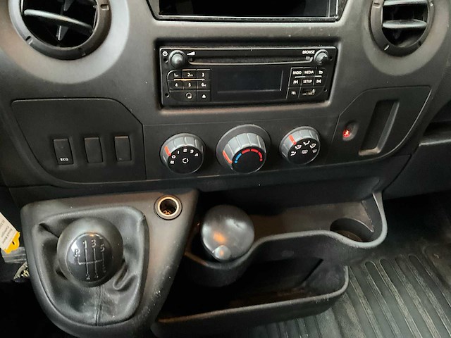 Renault master 2.3 koelwagen - bedrijfswagen (schade) - afbeelding 3 van  17