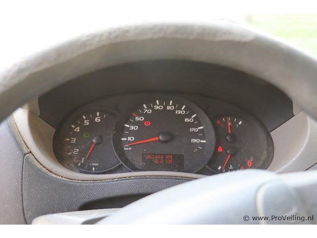Renault master bedrijfsauto - kenteken: 6vzk13 - afbeelding 18 van  38