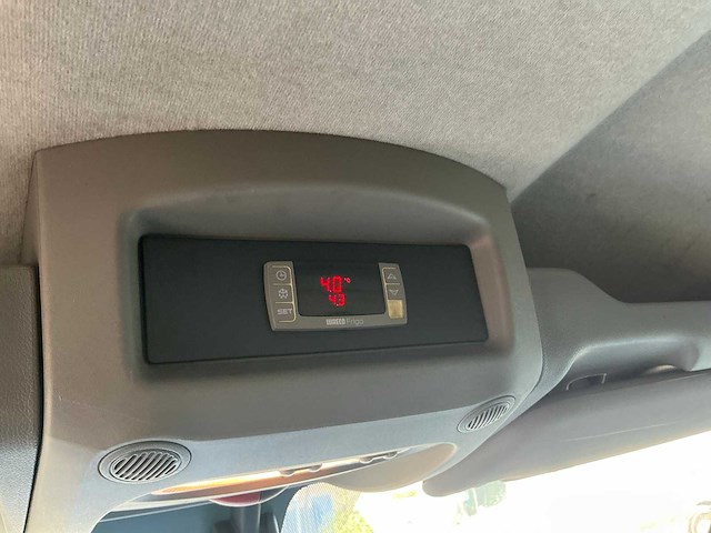 Renault master bedrijfswagen (v-817-ht) - afbeelding 3 van  9