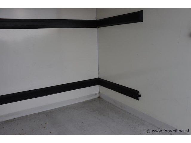 Renault master bestel ii t35 2.5 dci l2h2 | geconditioneerd tempratuurregeling | konvekta thermosystems fk2510/4/24v | kenteken: 9-vbh-41 - afbeelding 11 van  62