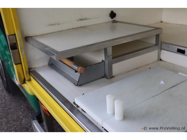 Renault master bestel ii t35 2.5 dci l2h2 | geconditioneerd tempratuurregeling | konvekta thermosystems fk2510/4/24v | kenteken: 9-vbh-41 - afbeelding 17 van  62