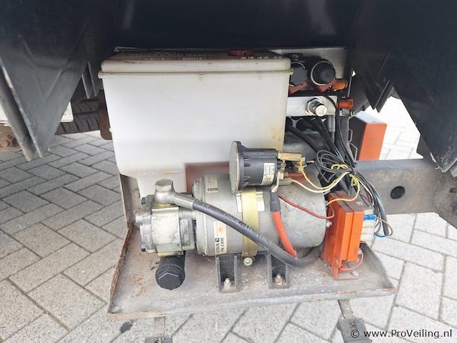 Renault master bestel | kenteken: v-244-dl (locatie: wehl) - afbeelding 18 van  19