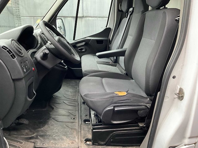 Renault master koelwagen - bedrijfswagen (motor schade) - afbeelding 13 van  13