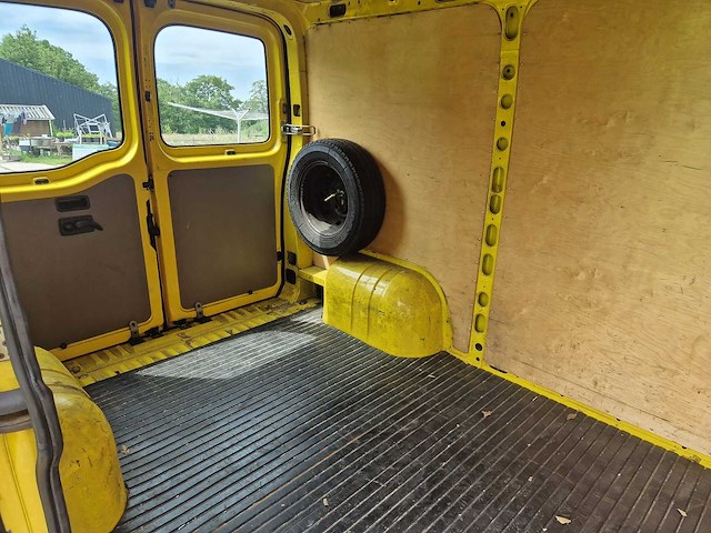Renault master t28 2.5d l1h1 bedrijfswagen - afbeelding 6 van  14