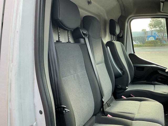 Renault master t35 2.3 dci l2h2 bedrijfswagen - afbeelding 30 van  41