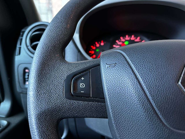 Renault master t35 2.3 dci l3h2 energy 168pk 2017 (origineel-nl), v-751-kg - afbeelding 20 van  36