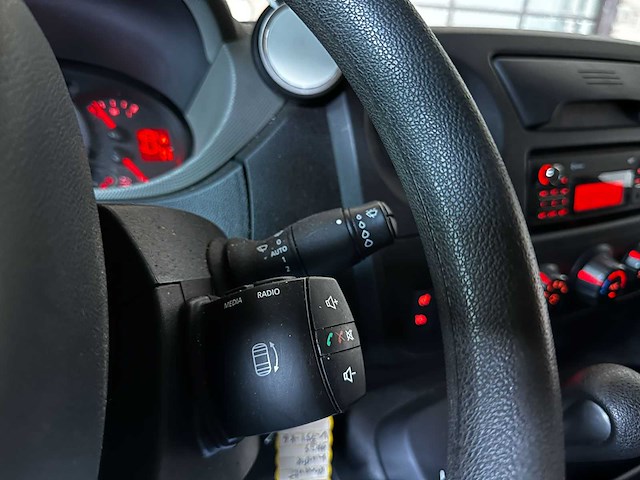 Renault master t35 2.3 dci l3h2 energy 168pk 2017 (origineel-nl), v-751-kg - afbeelding 2 van  36