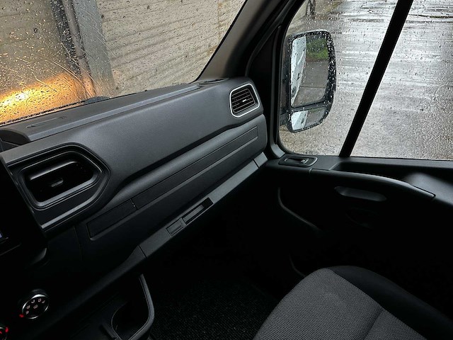 Renault master t35 2.3dci l3h2 w.e. 135pk 2024 (origineel-nl + 1e eigenaar), v-22-hbv - afbeelding 21 van  35