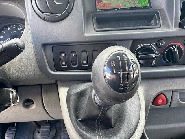 Renault master t35 2.5 dci l3h2, 2-vgf-11 - afbeelding 9 van  12