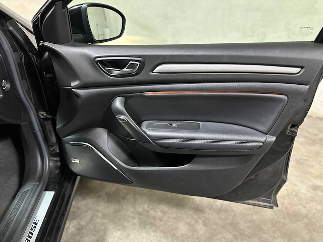 Renault mégane 1.2 tce bose 130pk 2016 (origineel-nl), kd-259-b - afbeelding 32 van  48