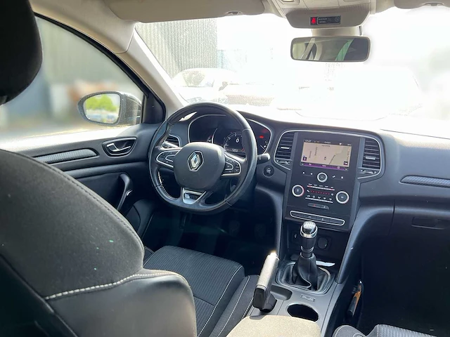 Renault mégane 1.2 tce limited 2017 | pz-458-f - afbeelding 20 van  26