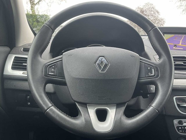 Renault mégane 1.4 tce dynamique 2011 | 89-pnk-8 - afbeelding 2 van  22