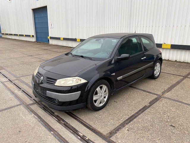 Renault mégane 1.6-16v sport dynam.luxe 91-nd-gf - afbeelding 1 van  16