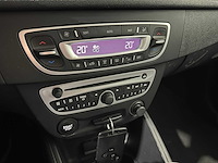 Renault mégane 1.6 dynamique 97-knd-1 - afbeelding 6 van  11