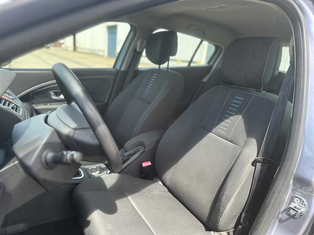 Renault mégane 1.6 expression, 97-hrv-3 - afbeelding 7 van  8