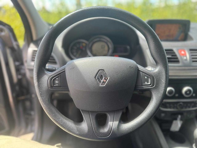 Renault mégane 1.6 expression, 97-hrv-3 - afbeelding 8 van  8