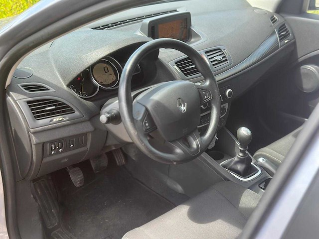 Renault mégane 1.6 expression, 97-hrv-3 - afbeelding 11 van  14