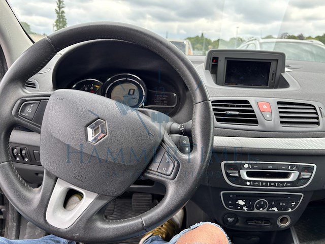Renault megane berline 1.6i expression,2010 - afbeelding 7 van  39