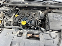 Renault megane berline 1.6i expression,2010 - afbeelding 25 van  39