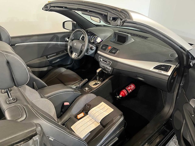 Renault mégane cabriolet 1.5 dci dynamique, 57-rgj-2 - afbeelding 20 van  22