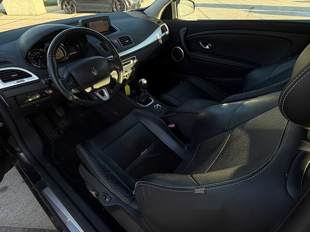Renault mégane coupé 2.0 tce dynamique 2009 | 34-hxv-8 iaw - afbeelding 9 van  22