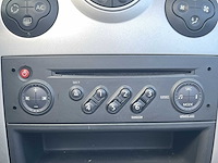 Renault mégane coupé-cabriolet 1.6-16v exception 2007 | 95-xf-kl - afbeelding 7 van  23