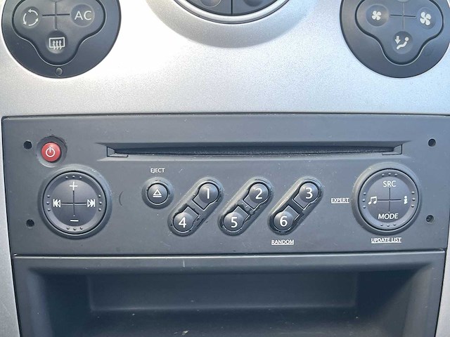 Renault mégane coupé-cabriolet 1.6-16v exception 2007 | 95-xf-kl - afbeelding 14 van  29