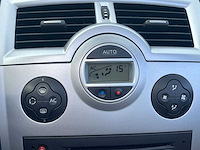 Renault mégane coupé-cabriolet 1.6-16v exception 2007 | 95-xf-kl - afbeelding 15 van  29