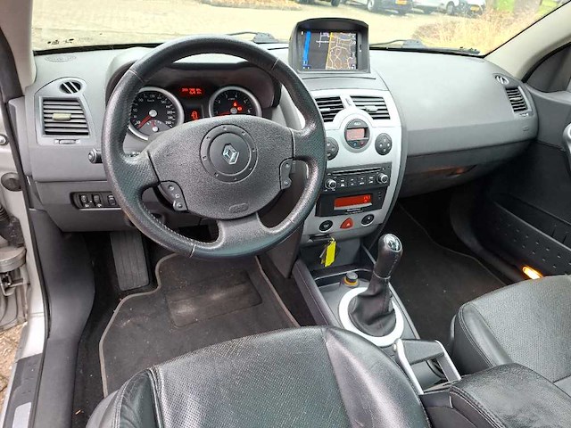 Renault mégane coupé-cabriolet 1.6-16v privilège luxe, - afbeelding 14 van  17