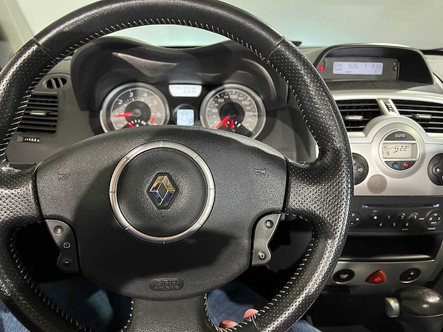 Renault mégane coupé-cabriolet 2.0-16v exception, 56-xj-nr - afbeelding 3 van  17