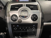 Renault mégane coupé-cabriolet 2.0-16v exception, 56-xj-nr - afbeelding 4 van  17