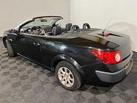 Renault mégane coupé-cabriolet 2.0-16v exception, 56-xj-nr - afbeelding 10 van  17