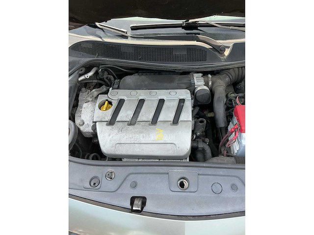 Renault mégane coupé-cabriolet 2.0-16v priv.luxe 76-rf-xg - afbeelding 10 van  15