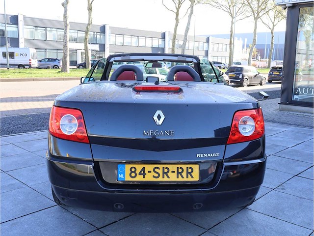 Renault mégane coupé-cabriolet 2.0-16v tech line 2006, 84-sr-rr - afbeelding 33 van  36