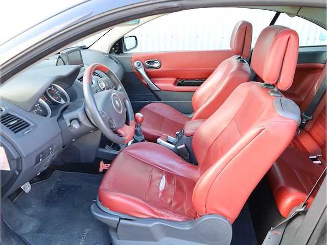 Renault mégane coupé-cabriolet 2.0-16v tech line 2006, 84-sr-rr - afbeelding 11 van  36