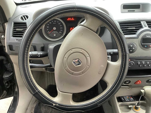 Renault mégane coupé-cabriolet personenauto - afbeelding 8 van  18