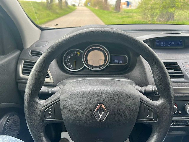Renault mégane estate - 1.2 tce authentique ,3tpt-92 - afbeelding 3 van  21
