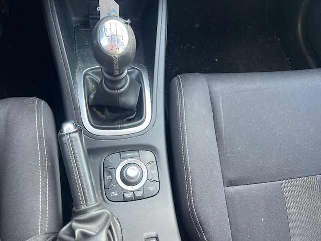 Renault mégane estate - 1.4 tce dynamique , 19-phr-3 - afbeelding 6 van  19