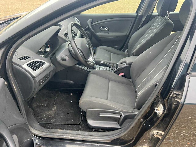 Renault mégane estate - 1.5 dci collection,74-zxk-9 - afbeelding 8 van  17