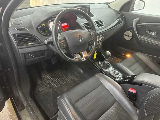 Renault mégane estate 1.2 tce bose, g-495-kd - afbeelding 14 van  16