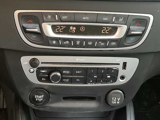 Renault mégane estate 1.2 tce collection 2013 | 8-kpb-17 - afbeelding 15 van  30