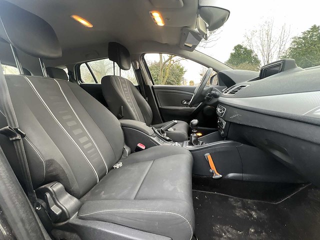 Renault mégane estate 1.2 tce collection 2013 | 8-kpb-17 - afbeelding 22 van  30